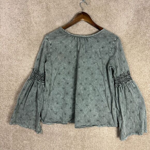 Anthropologie Eri +‎ Ali Calvie Top Women's XS Eyelet Bell Sleeve V Neck Blouse - Picture 9 of 10